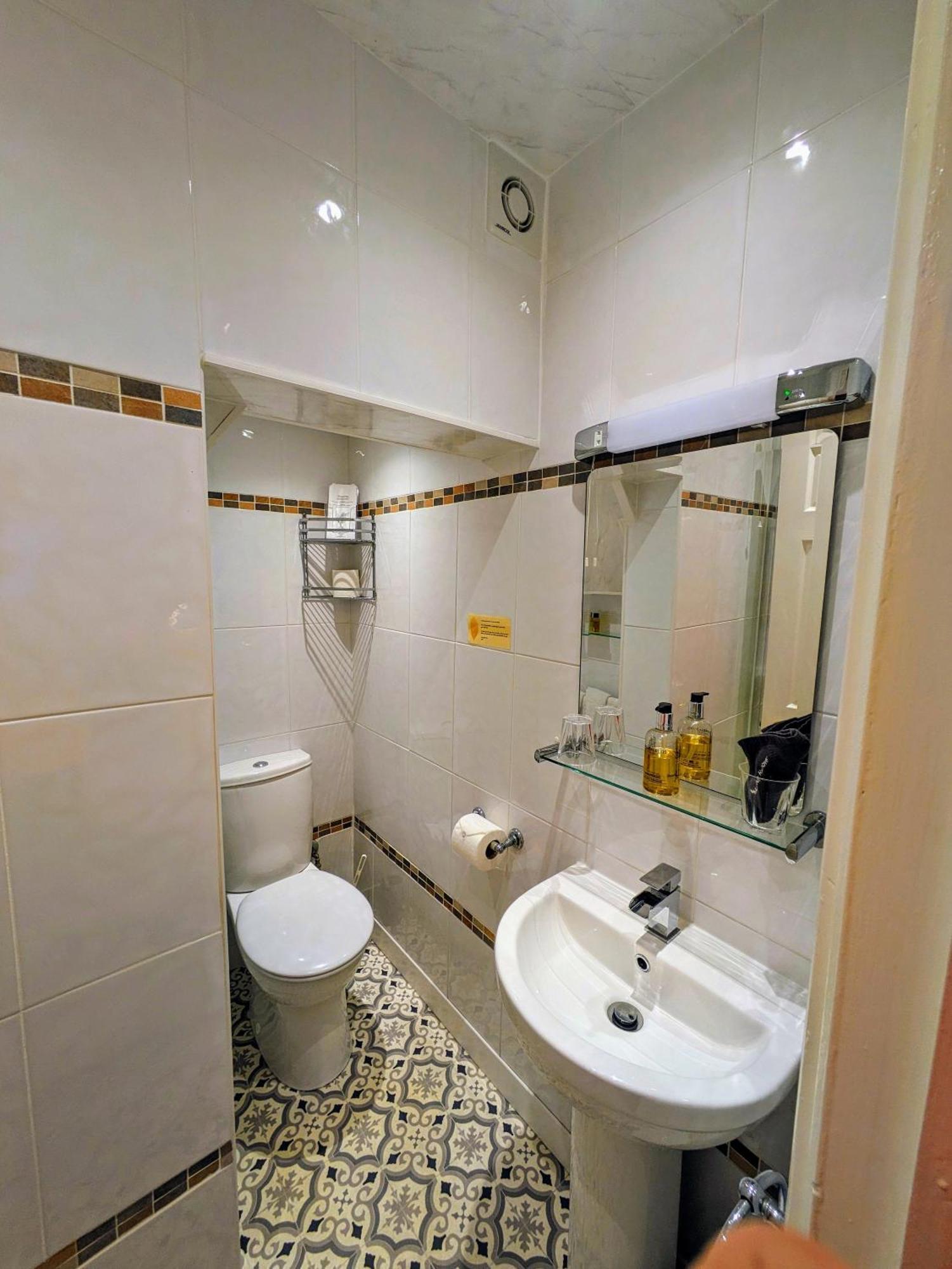 Hotel Stratford House Exclusively For Adults Llandudno Zimmer foto